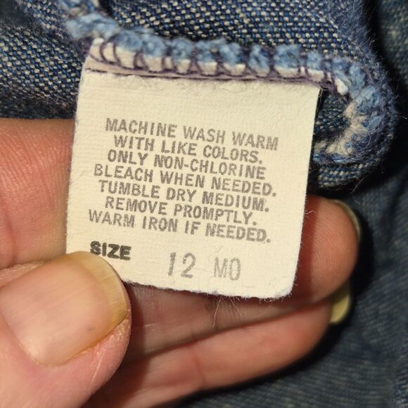 6 PC, 1 Shirt, 2 Panrs, 1 Sleeper, 1 Halloween Outfir and 1 Overall Skirt, 12 M. - Picture 3 of 16